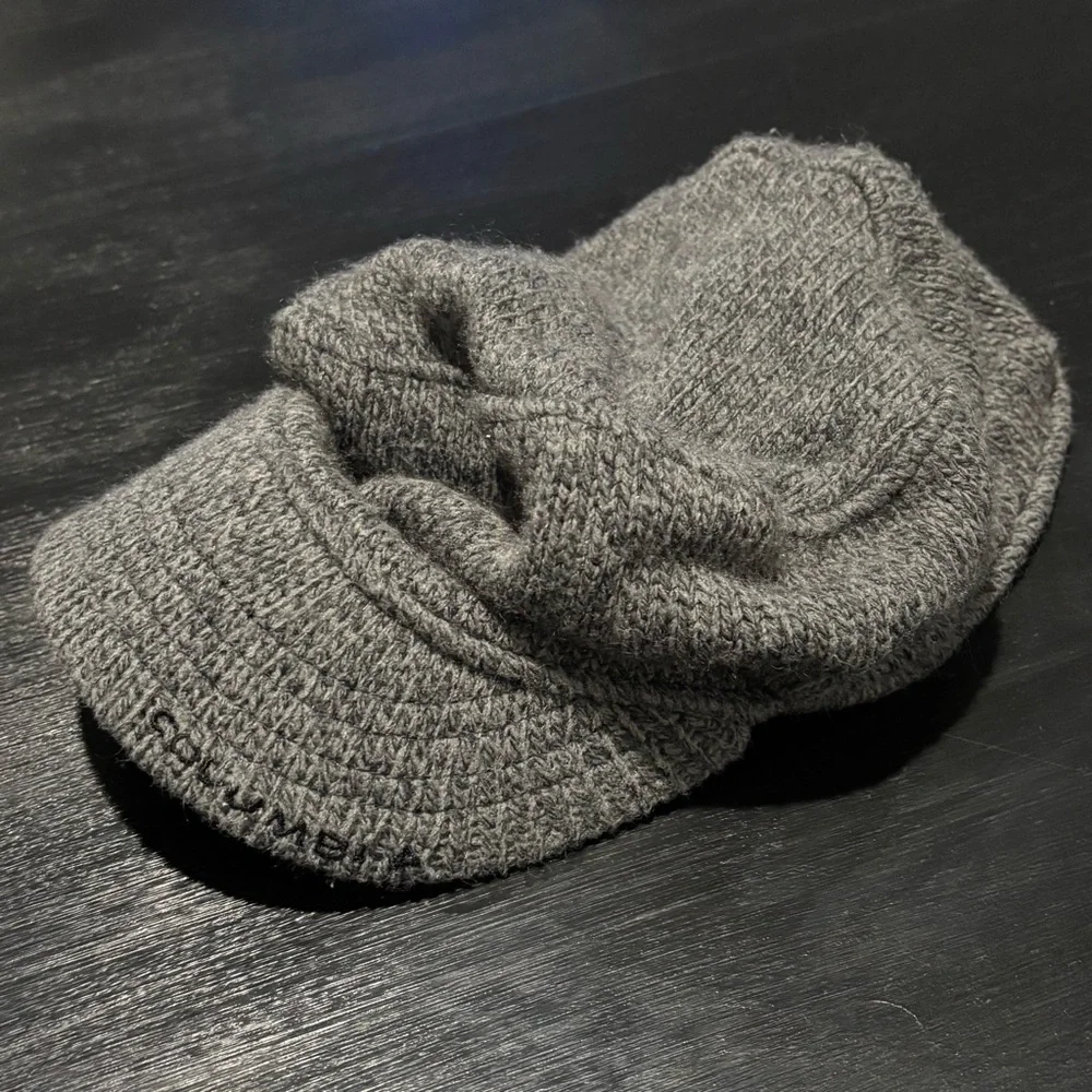 Columbia Titanium Unisex Military Cadet Fleece Lined Knit Wool Cap With Visor